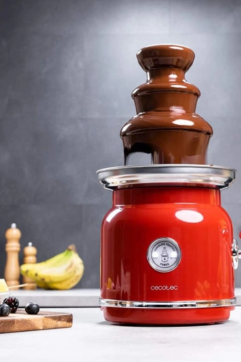 Ensemble de fontaines à chocolat