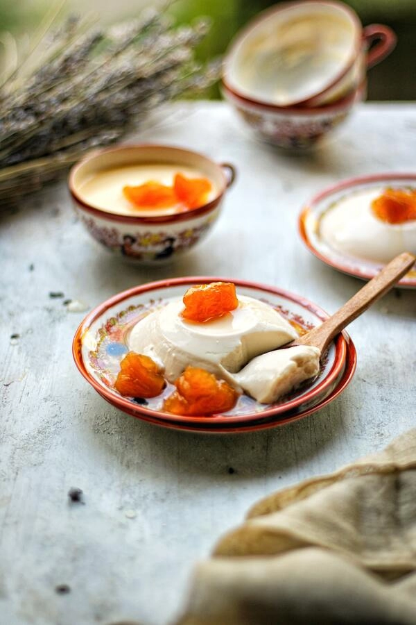 panna cotta au yaourt abricots et miel