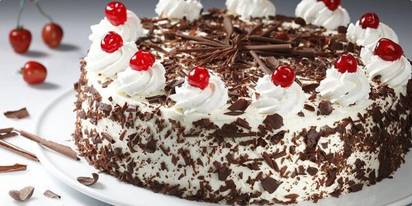 gteau au chocolat et aux cerises