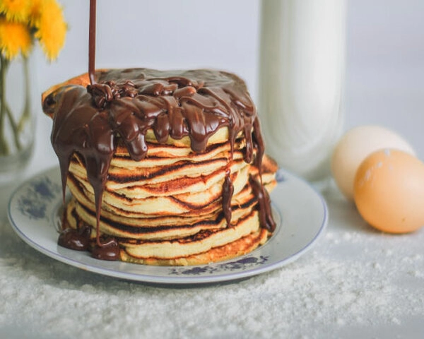 crêpes avec morceaux de chocolat