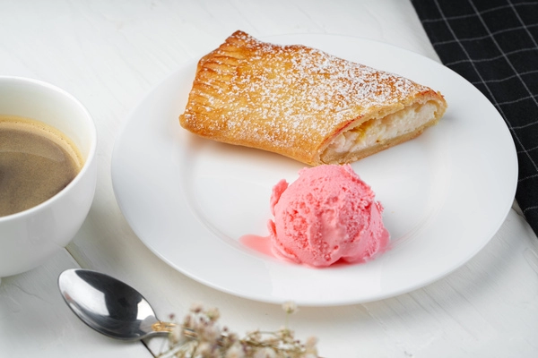 strudel aux pommes avec fromage blanc
