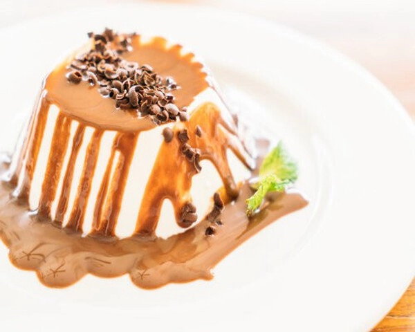 panna cotta avec sauce au caramel