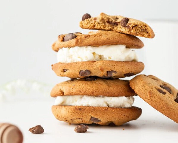 sandwichs à la crème glacée avec biscuits