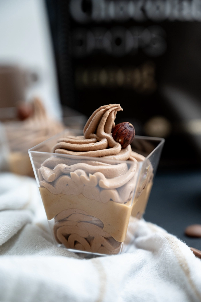 Mousse au chocolat à la pâte à tartiner aux noisettes